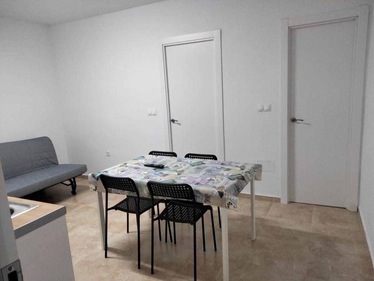 Apartamentos Playa Holidays Малага Экстерьер фото